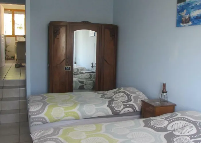 Le Chene Du Py Kır Evi