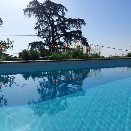 Le Chene Du Py Country house *