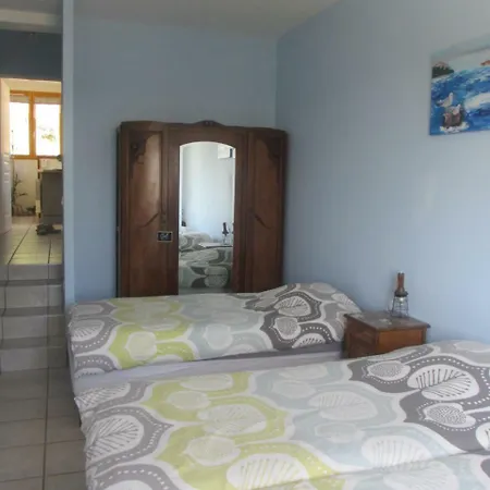 Le Chene Du Py Country house